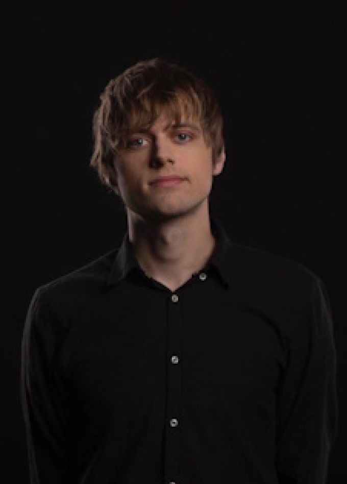 Ваня Усович