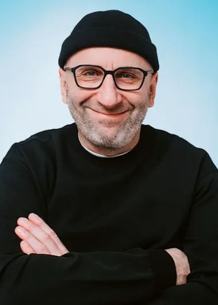 Сатья "О любви, семье и многом другом"